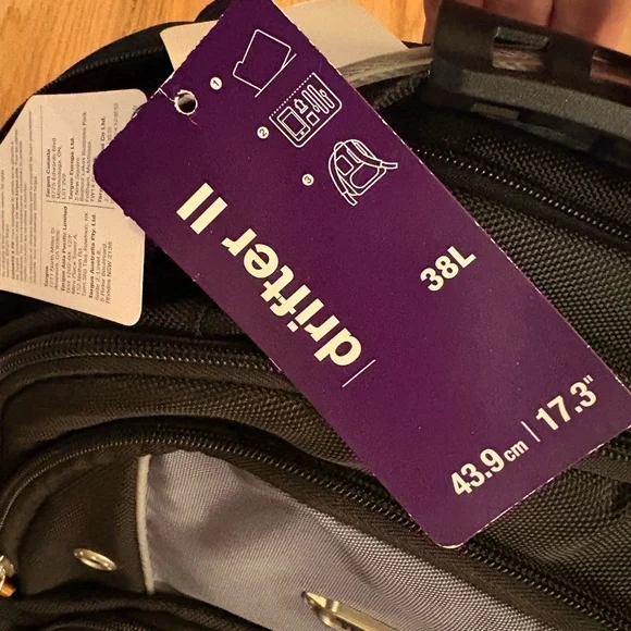 Targus Drifter II backpack sturdy college high school fits 17 in laptop NEW - Picture 10 of 13